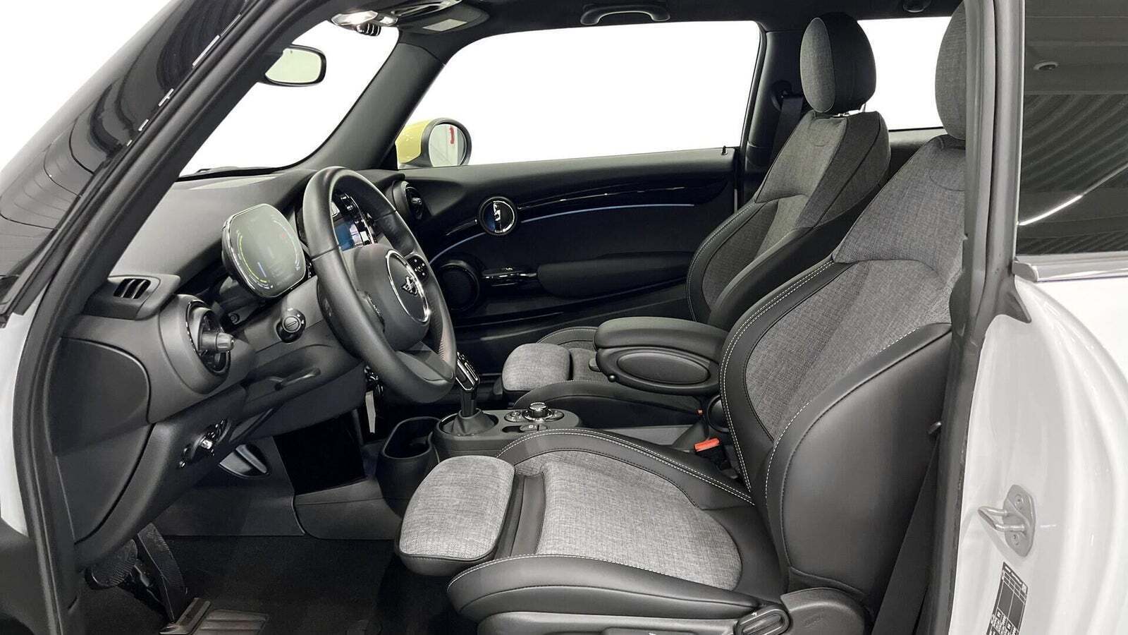 Mini Cooper SE Classic Trim