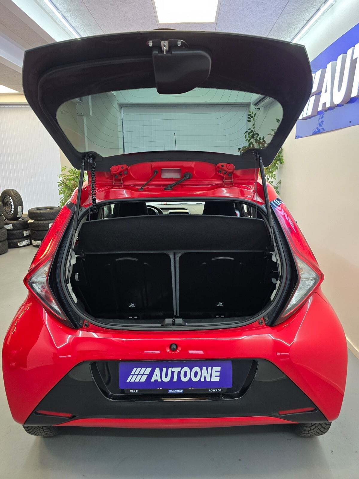 Rød Toyota Aygo fra 2020