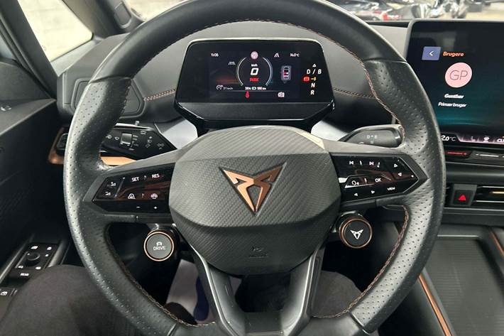 Sølv Cupra Born fra 2025