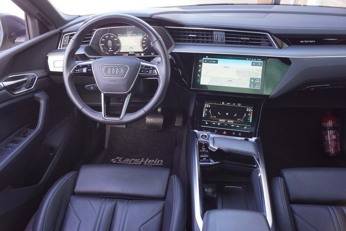 Audi Q8 e-tron 55 S-line quattro