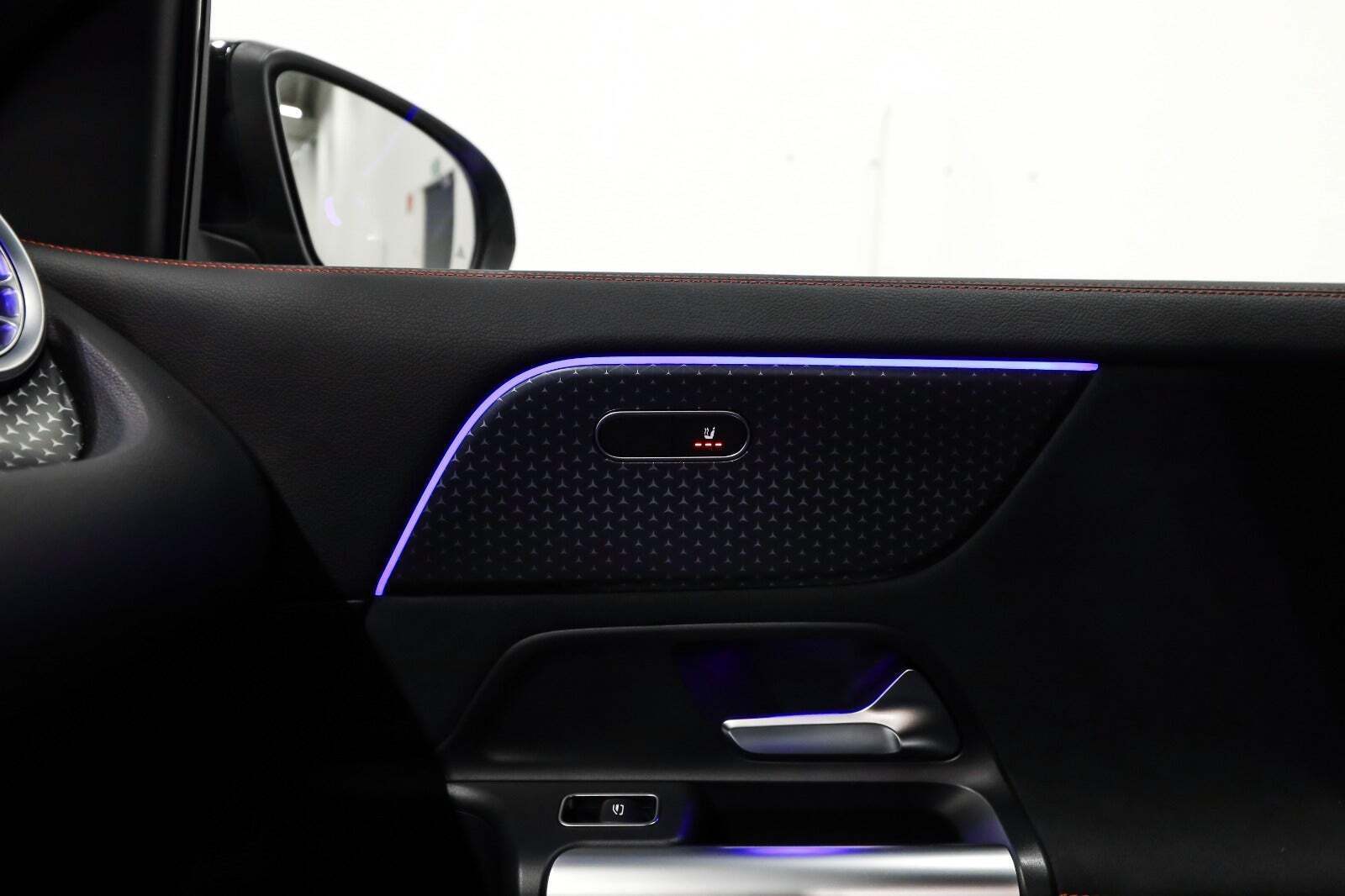 Sort Mercedes EQA250+ fra 2024