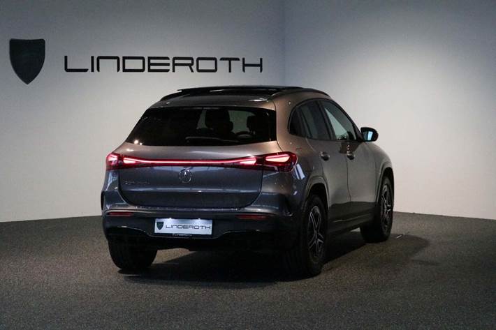 Grå Mercedes EQA250+ fra 2024