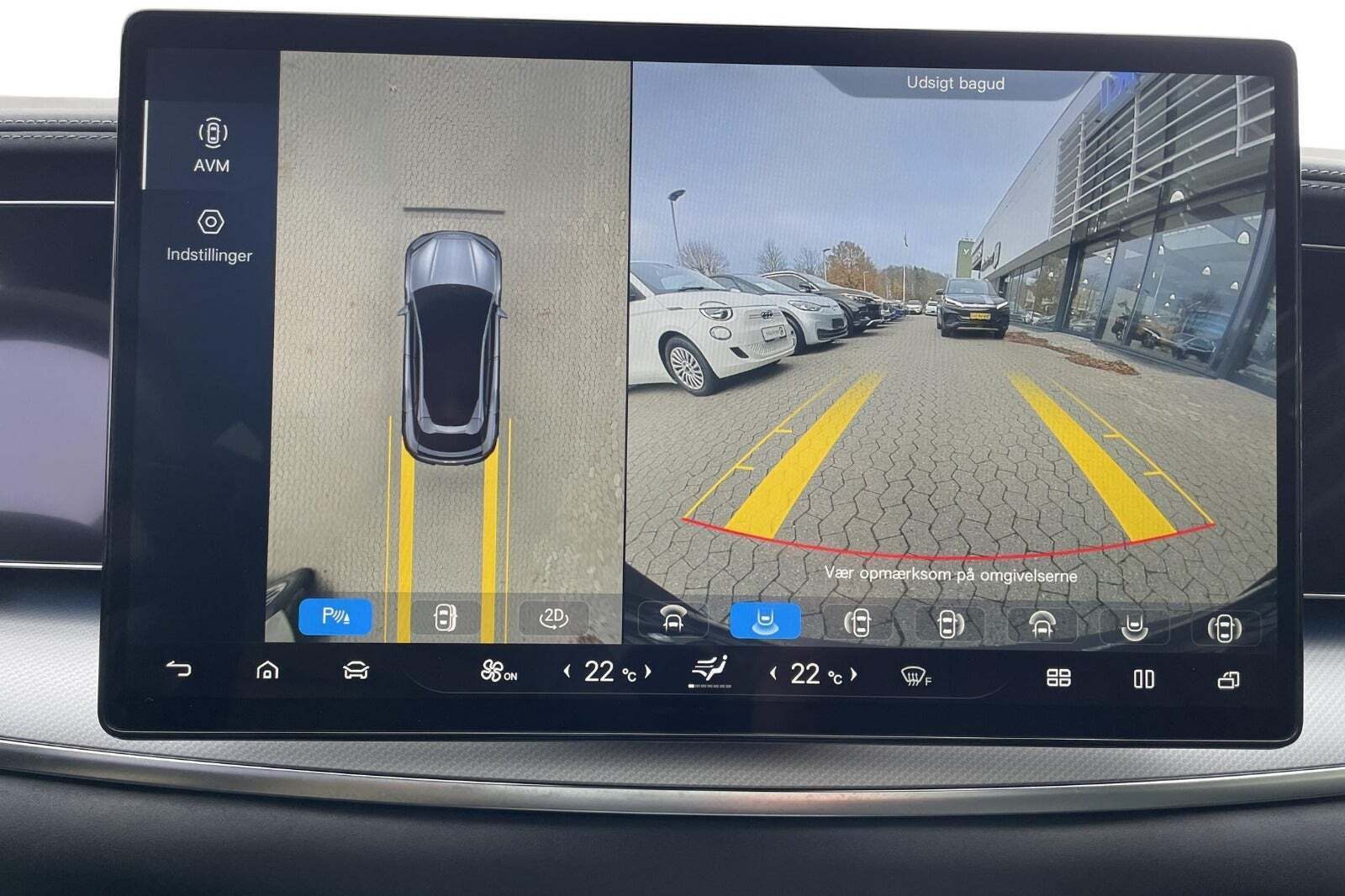 Blå BYD Sealion 7 fra 2024