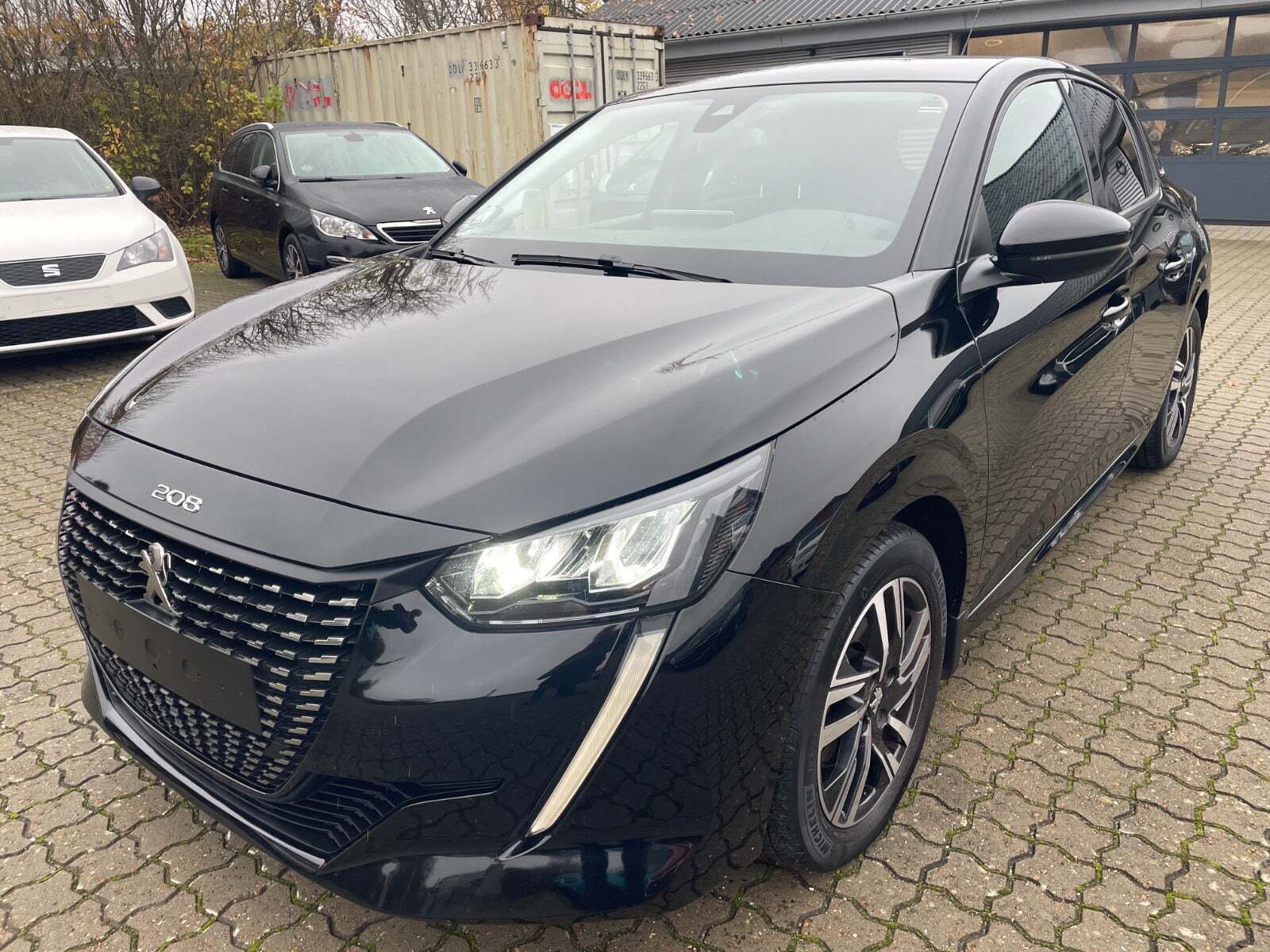 Peugeot 208 1,2 PureTech 100 Allure Sky Comfort