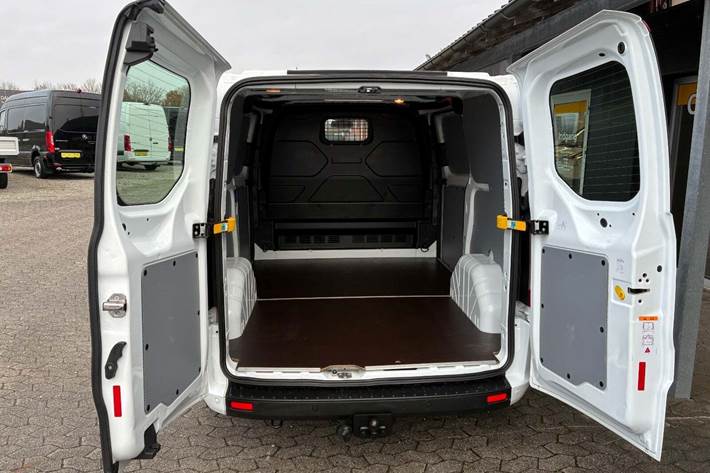 Hvid Ford Transit Custom 300S fra 2021