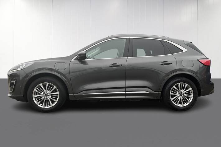 Grå Ford Kuga fra 2021