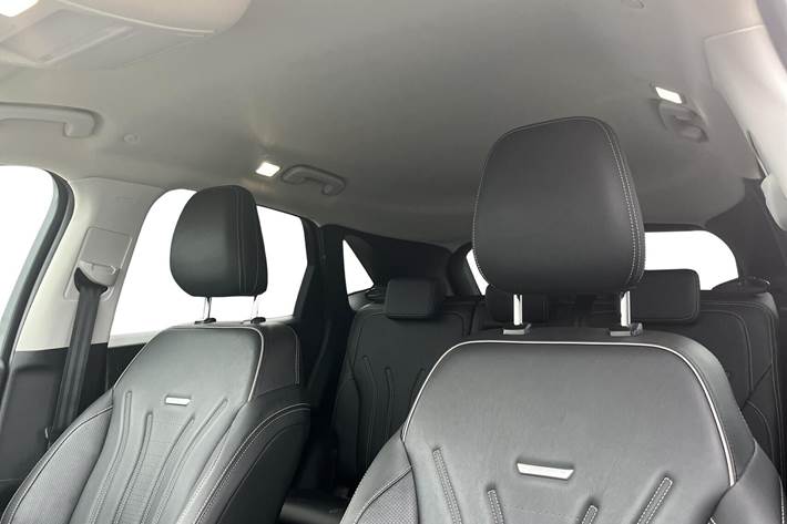 Grå Ford Kuga fra 2021