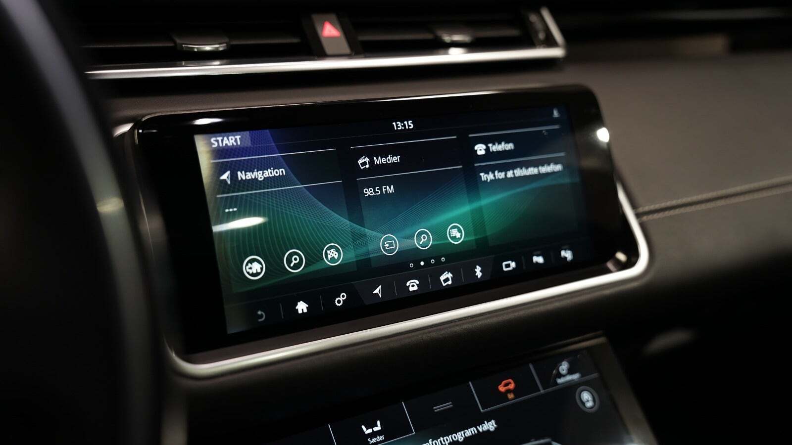 Grå Land Rover Range Rover Velar fra 2018