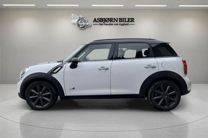 Hvid Mini Countryman Cooper S fra 2012