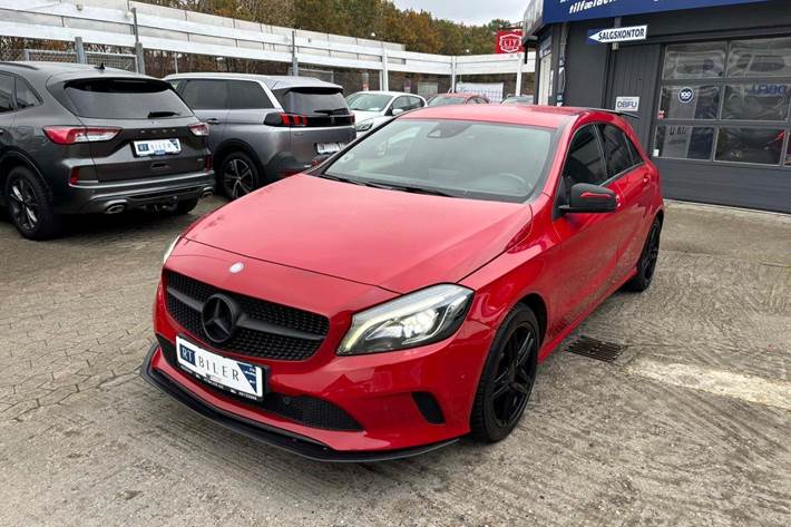 Hvid Mercedes A180 d fra 2016 set udefra