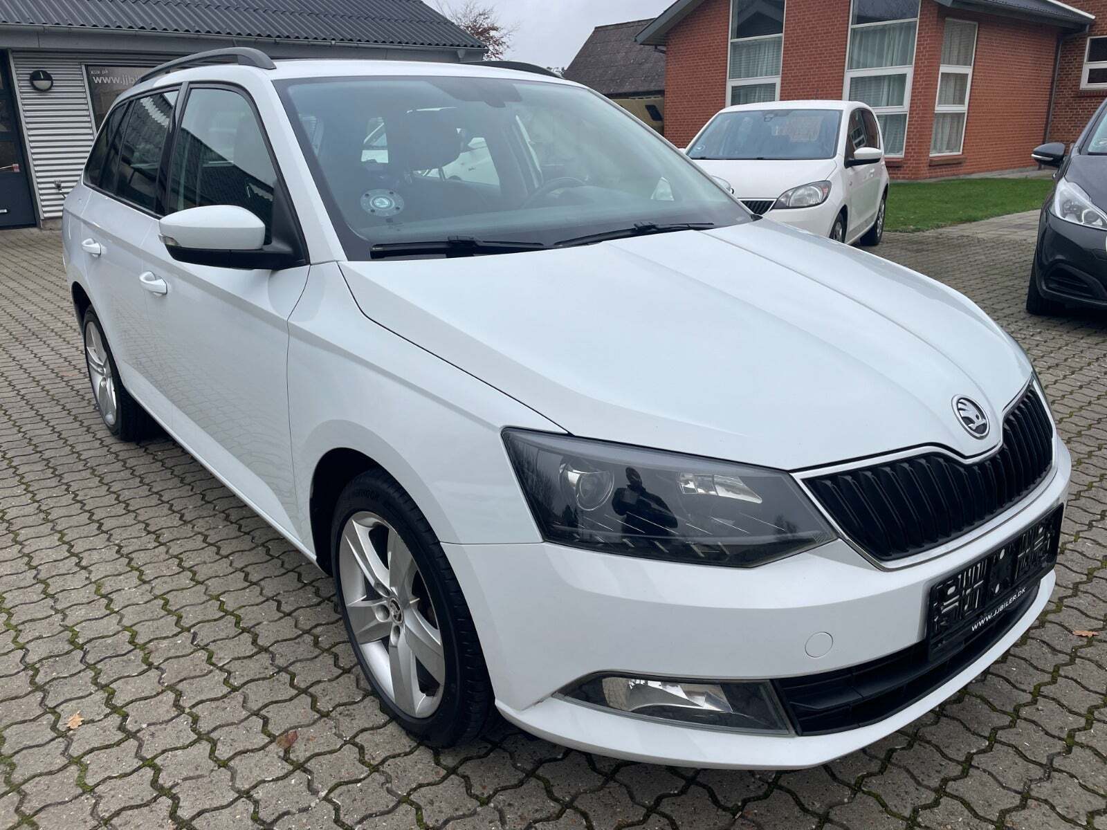Hvid Skoda Fabia fra 2015