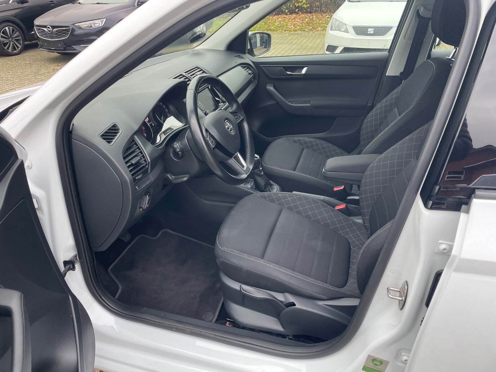 Hvid Skoda Fabia fra 2015