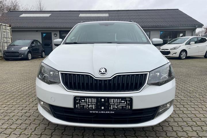Hvid Skoda Fabia fra 2015