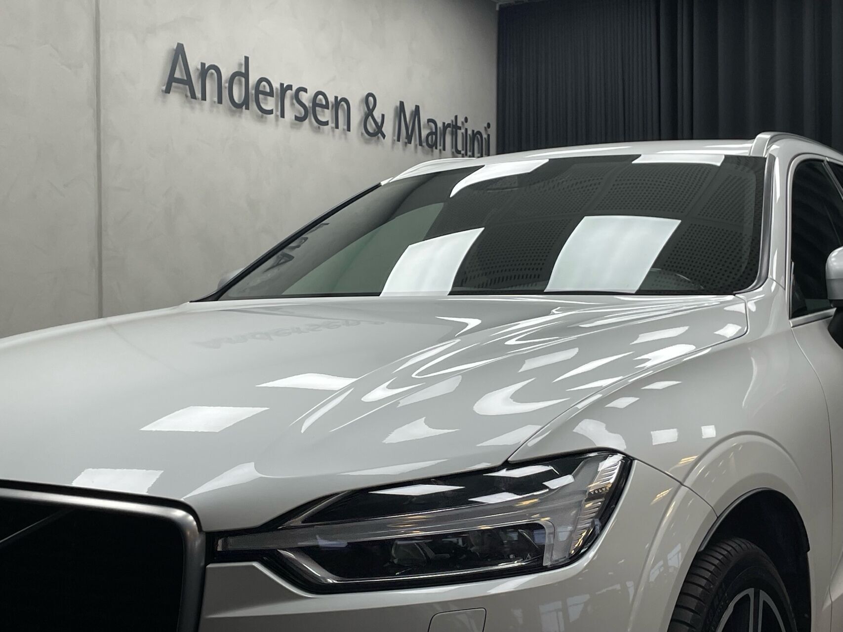 Volvo XC60 2,0 D4 R-design 190HK 5d 8g Aut.