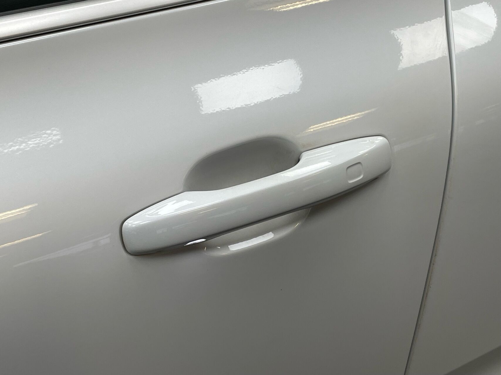 Hvid Volvo XC60 fra 2019