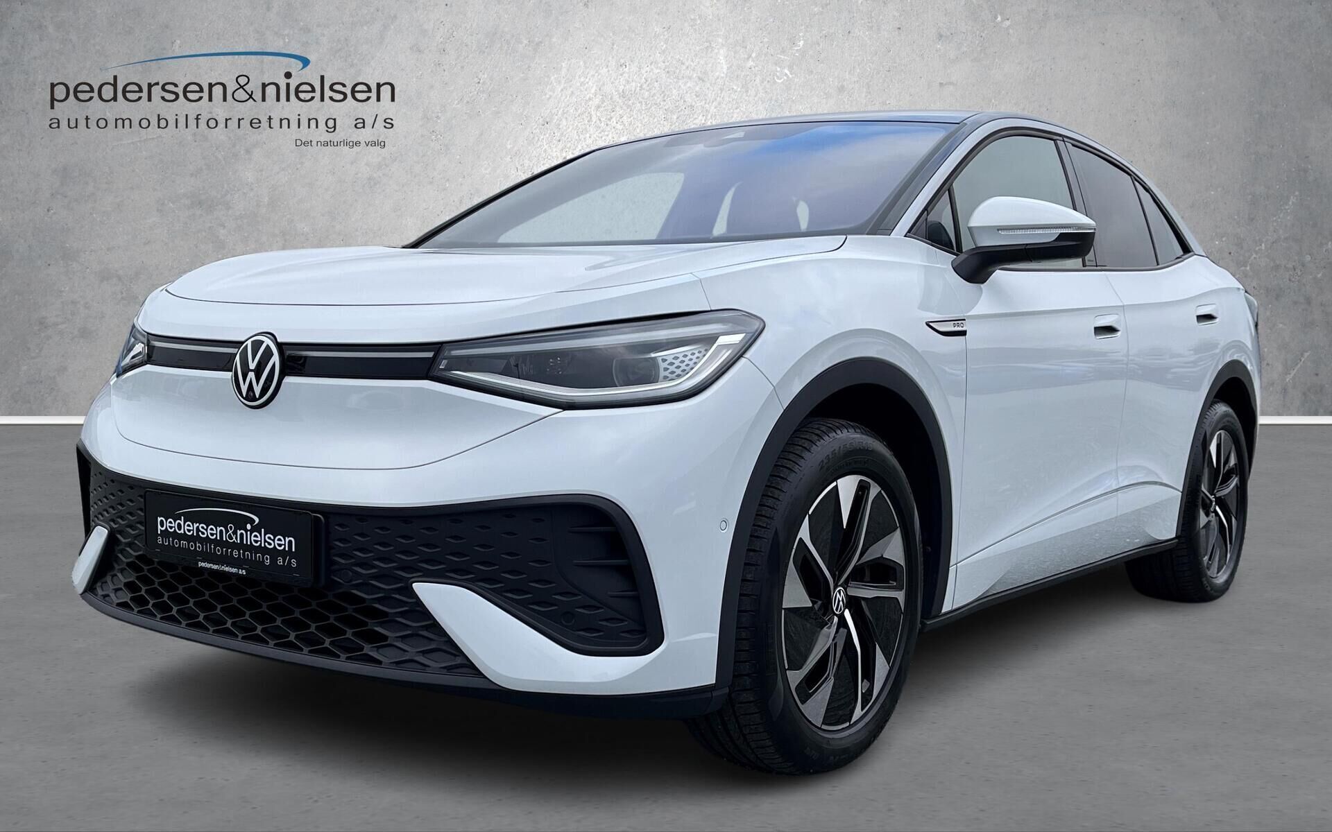 Hvid VW ID.5 fra 2022 set udefra