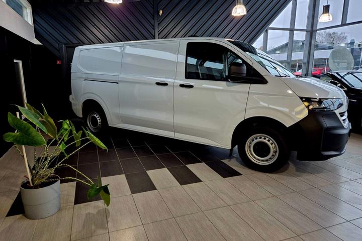 Hvid VW e-Transporter fra 2025