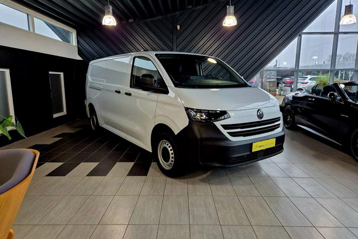 Hvid VW e-Transporter fra 2025