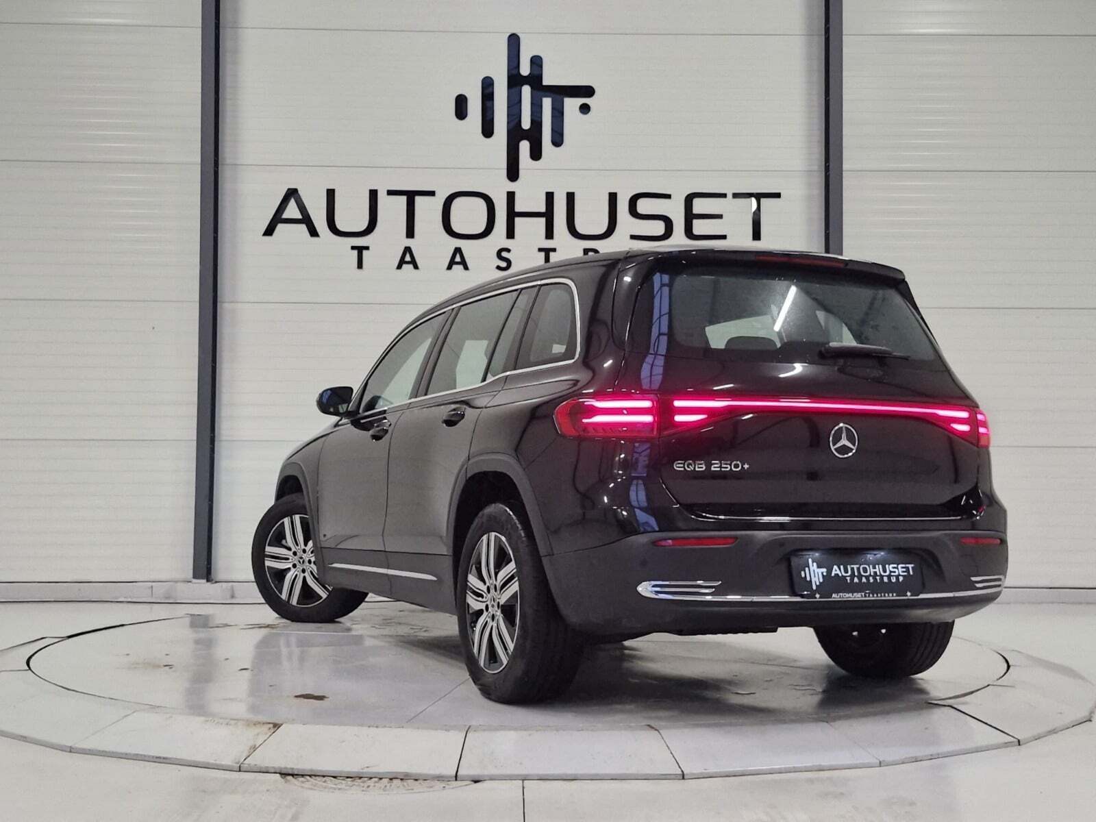 Mercedes EQB250+ Progressive 7prs
