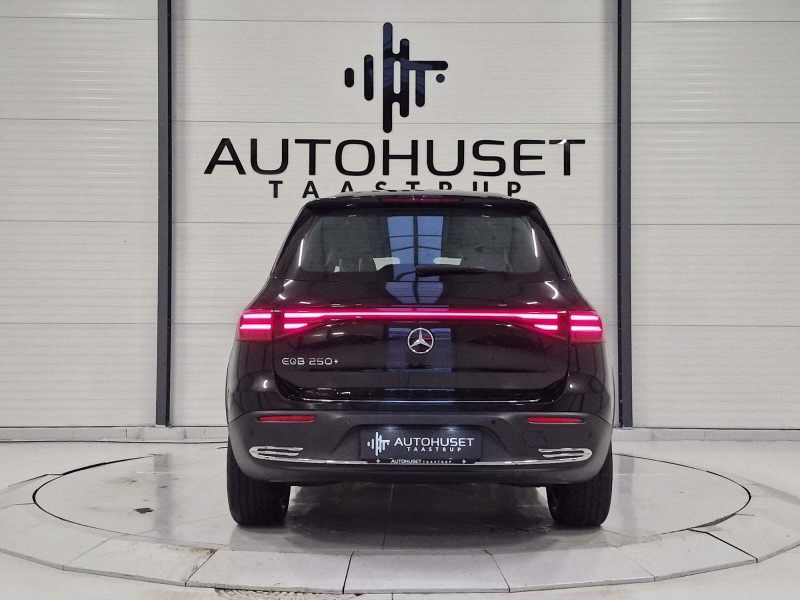 Mercedes EQB250+ Progressive 7prs