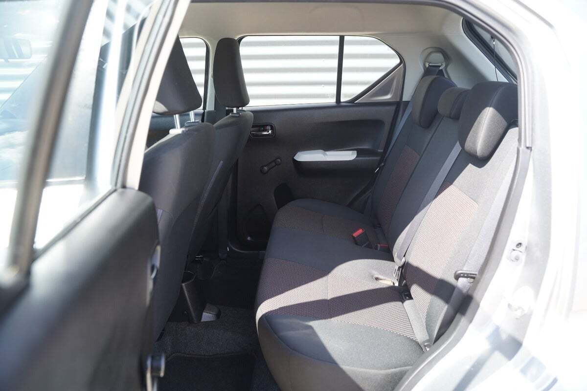 Sølv Suzuki Ignis fra 2019