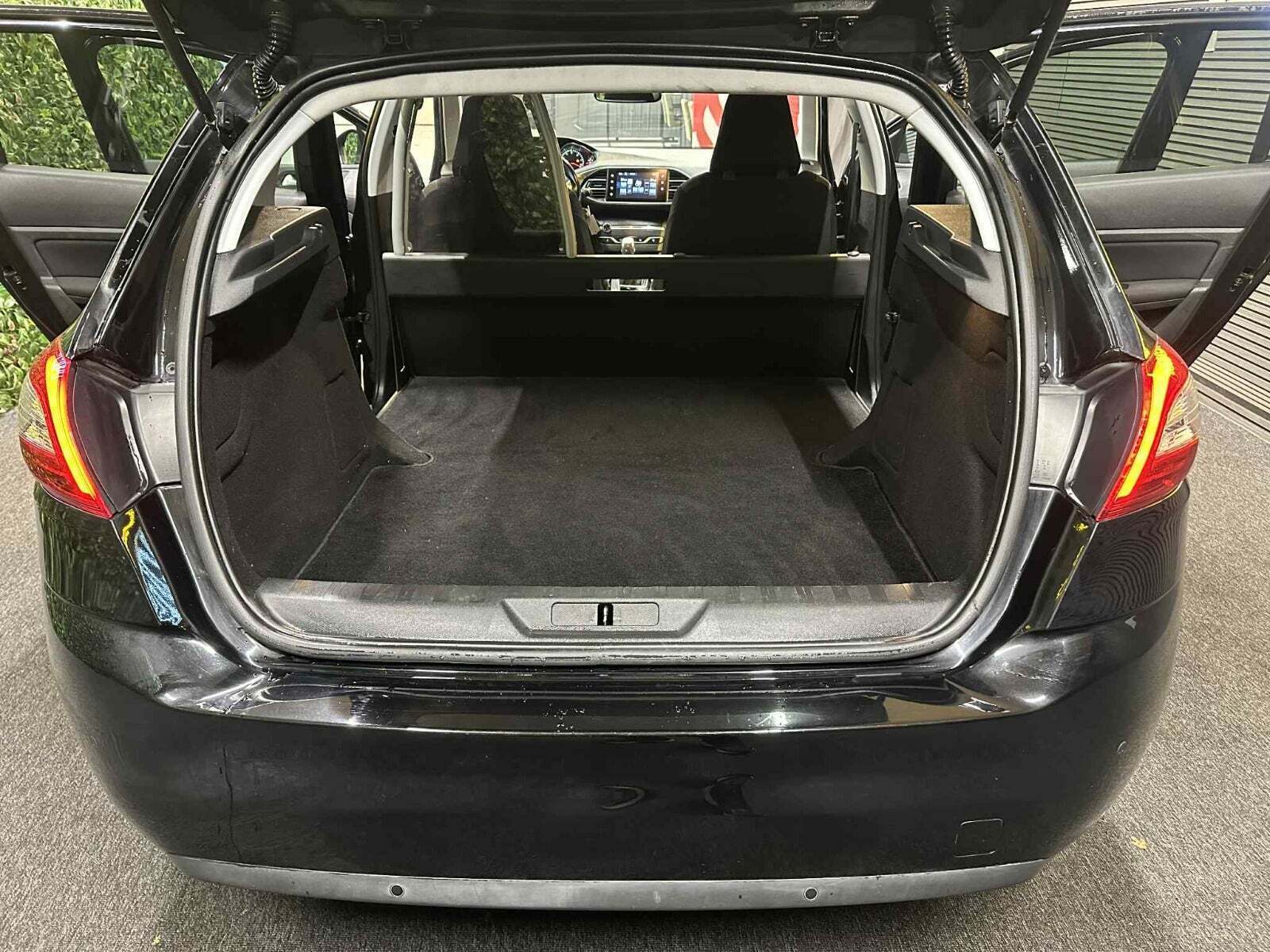 undefined Peugeot 308 fra 2016
