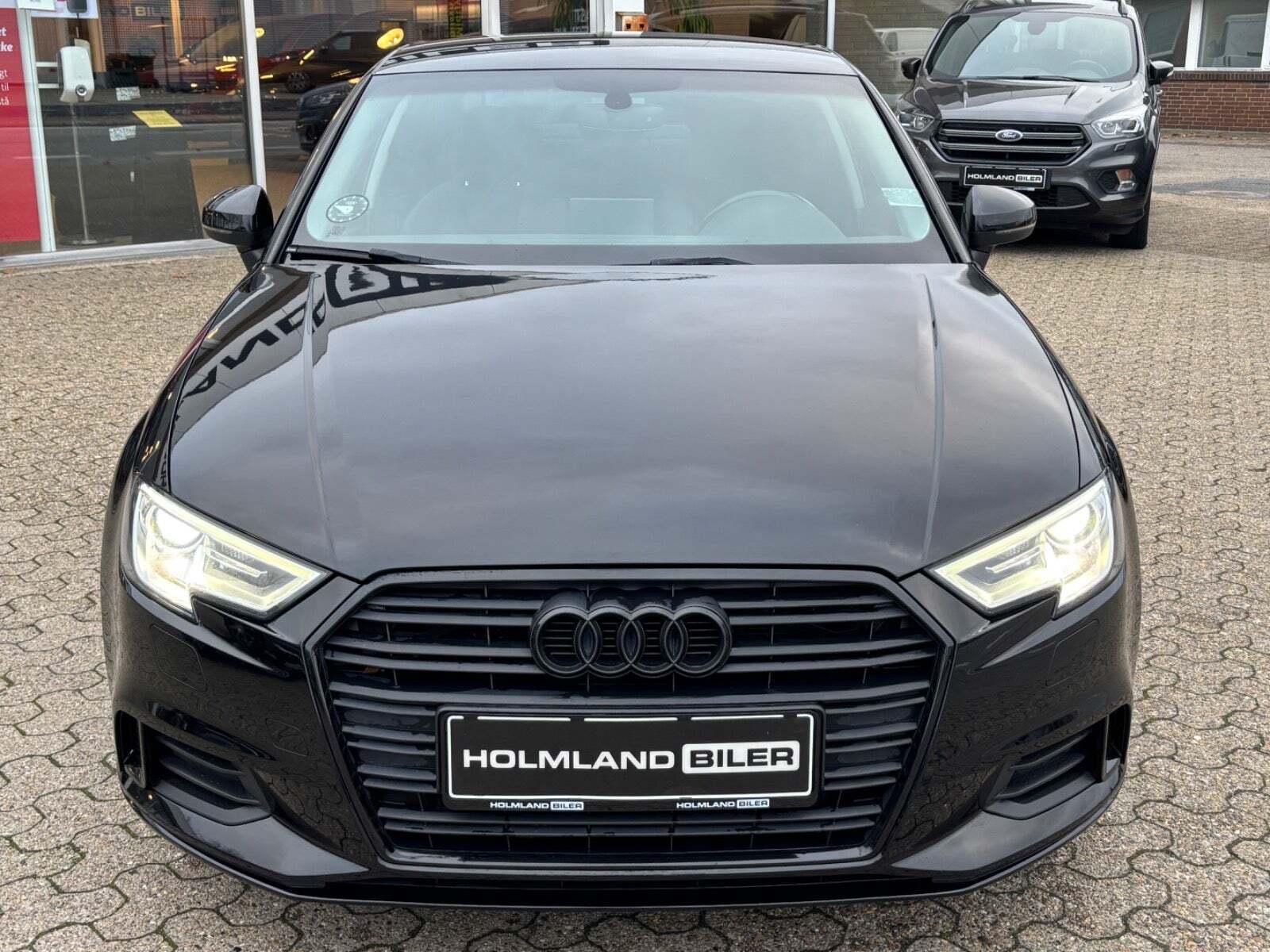 Sort Audi A3 fra 2017