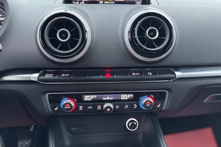 Sort Audi A3 fra 2017