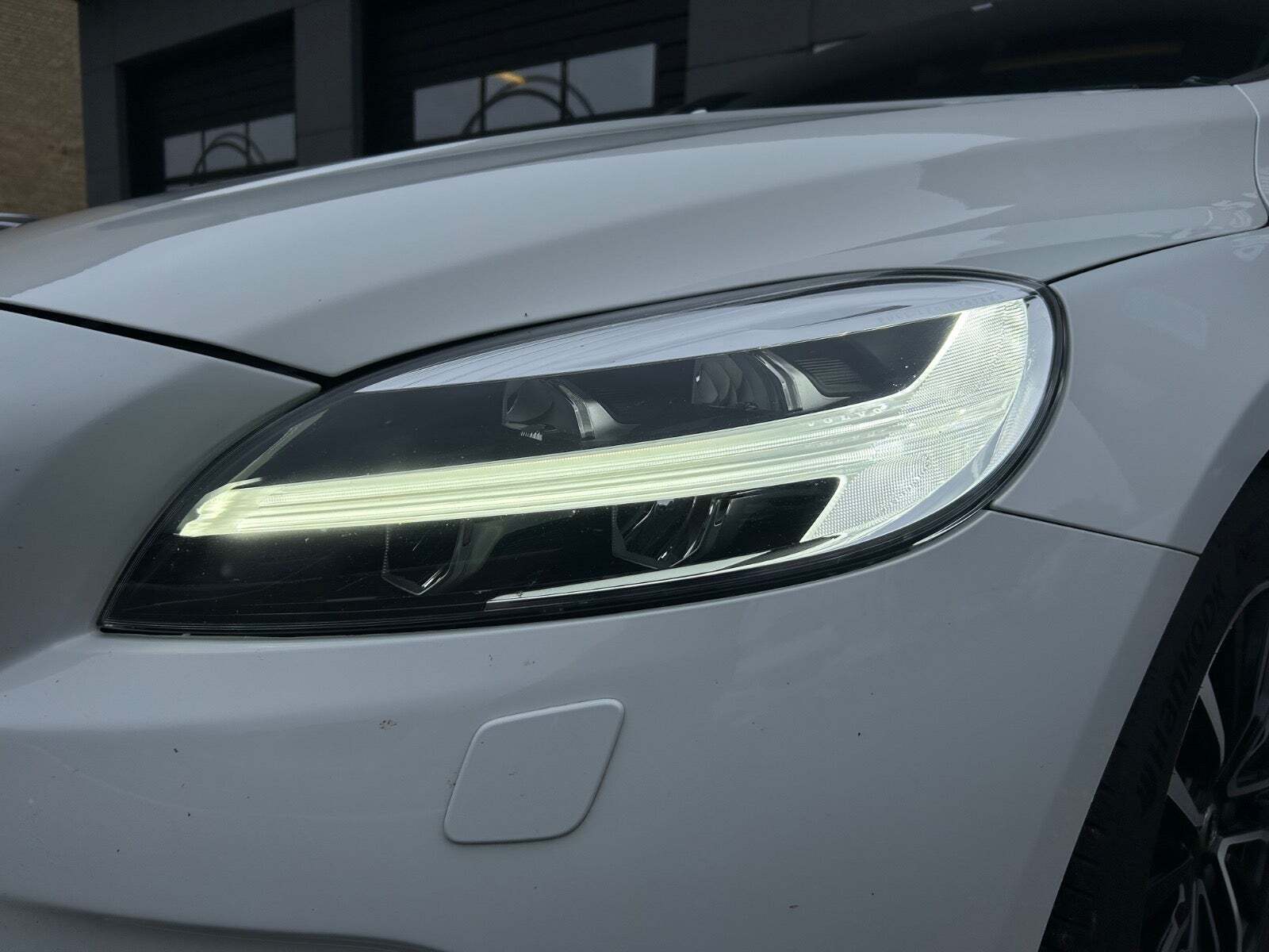 Volvo V40 2,0 T3 152 Momentum