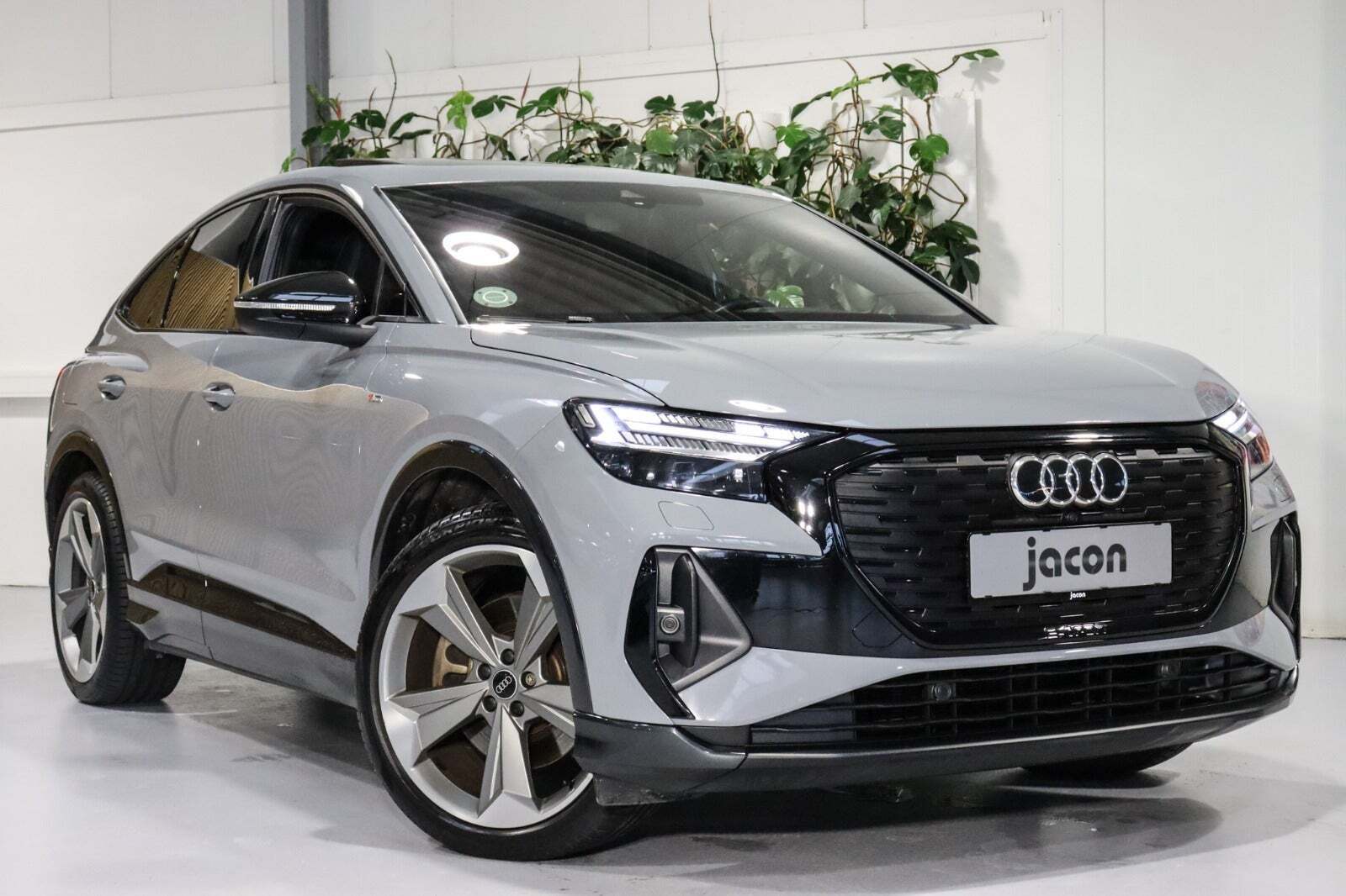 Audi Q4 e-tron 50 S-line Sportback quattro