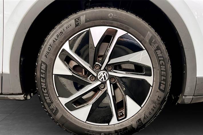 Hvid VW ID.4 fra 2023