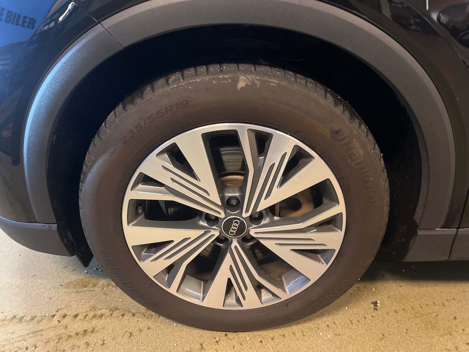 Sort Audi Q4 e-tron fra 2023