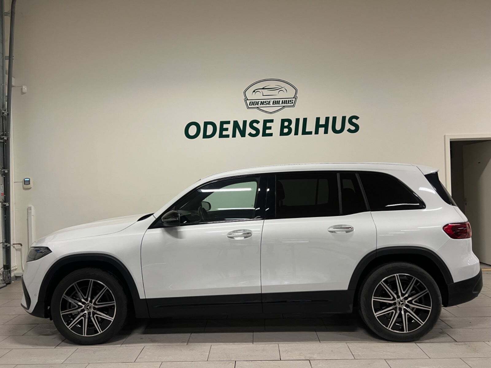 Mercedes EQB250+ AMG Line