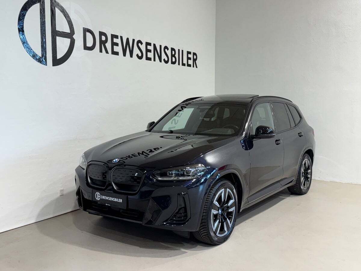 BMW iX3 Charged M-Sport