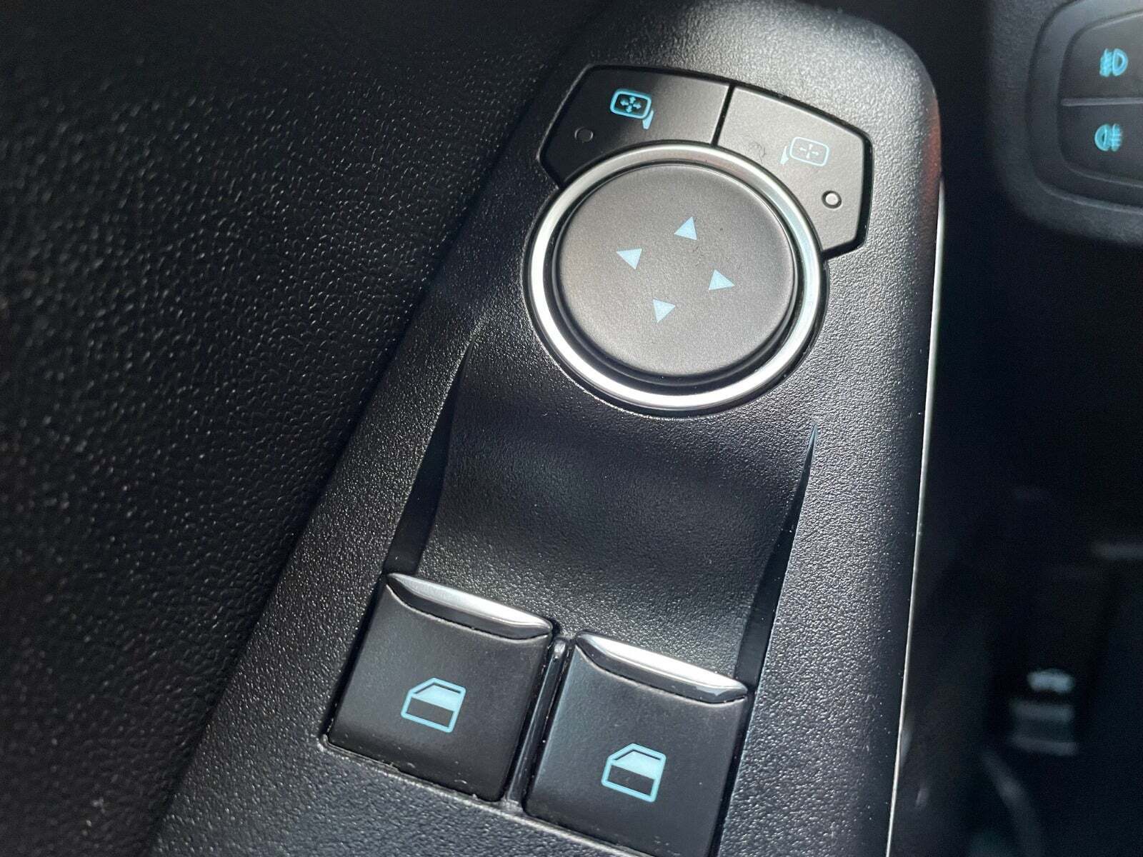 Grå Ford Fiesta fra 2017