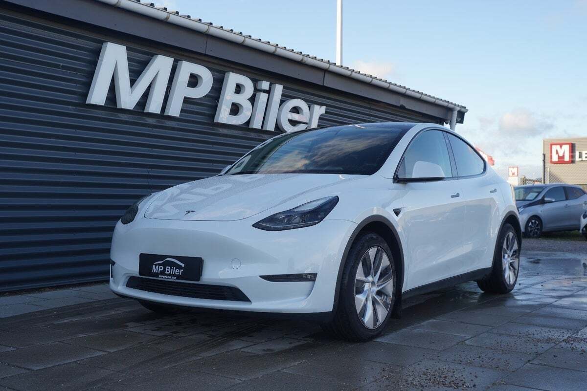 Tesla Model Y Long Range AWD