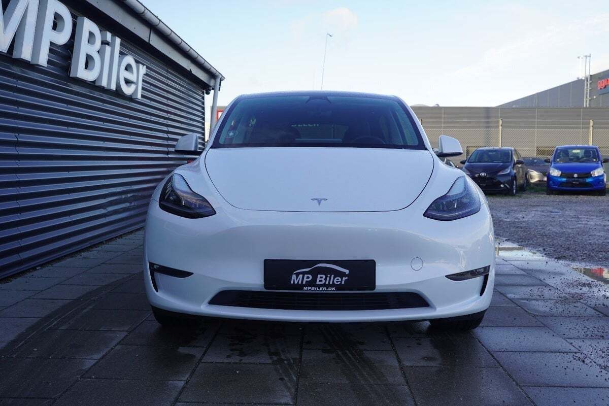 Tesla Model Y Long Range AWD