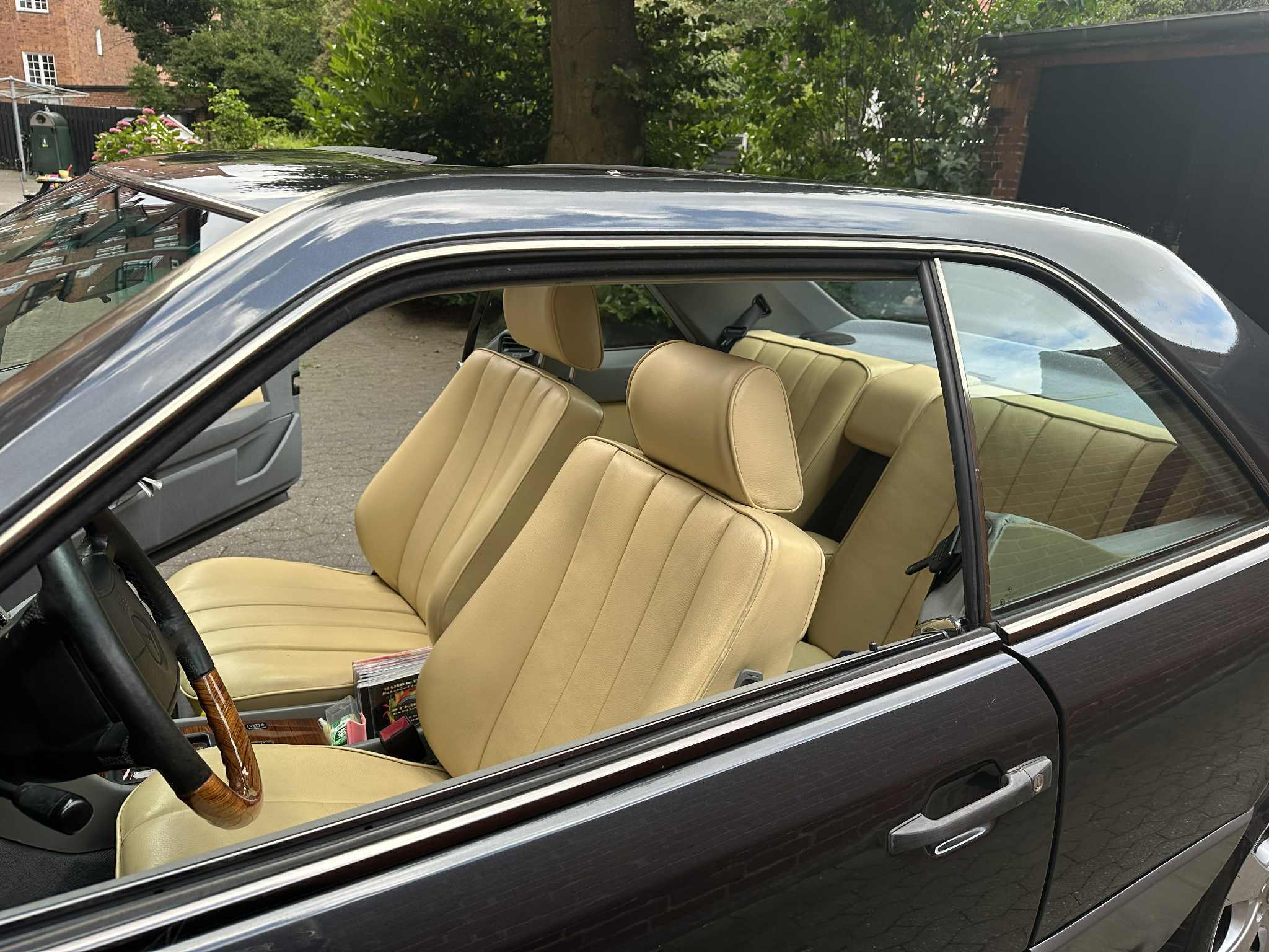 Mercedes 300 CE 3,0 CE-24