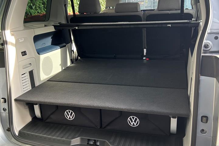 Sølv VW ID.Buzz fra 2024