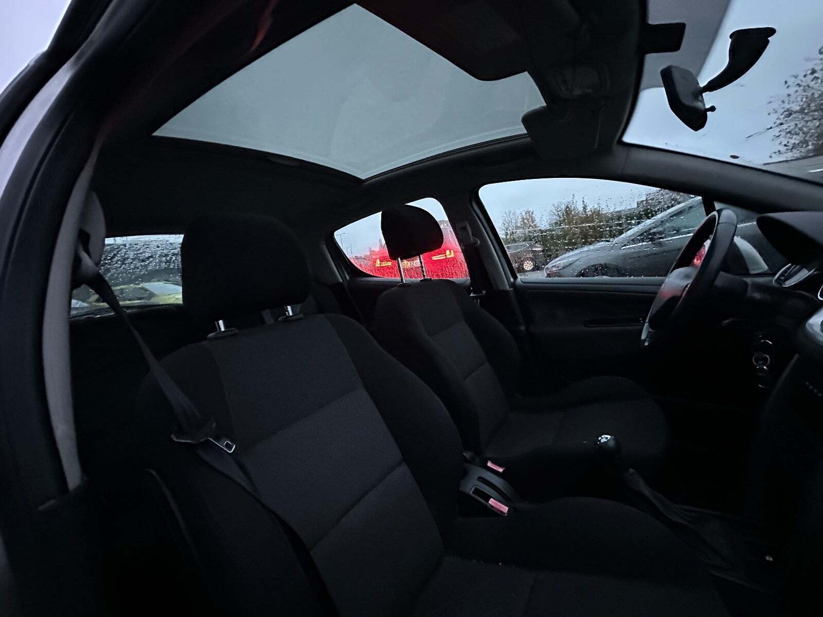 undefined Peugeot 207 fra 2008