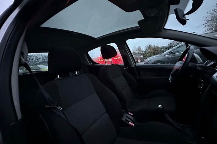 undefined Peugeot 207 fra 2008