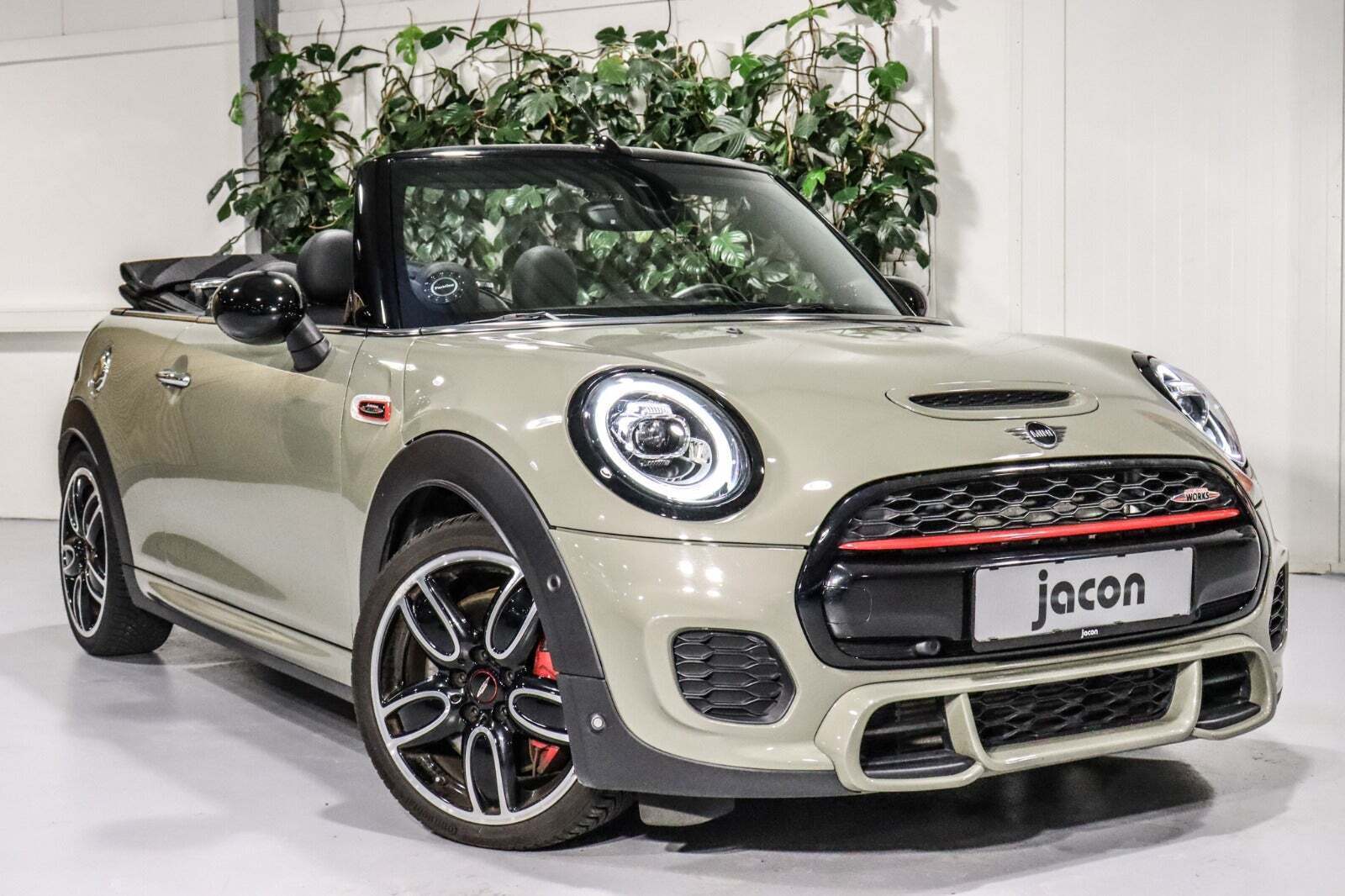 Mini Cooper S 2,0 JC Works Cabriolet aut.