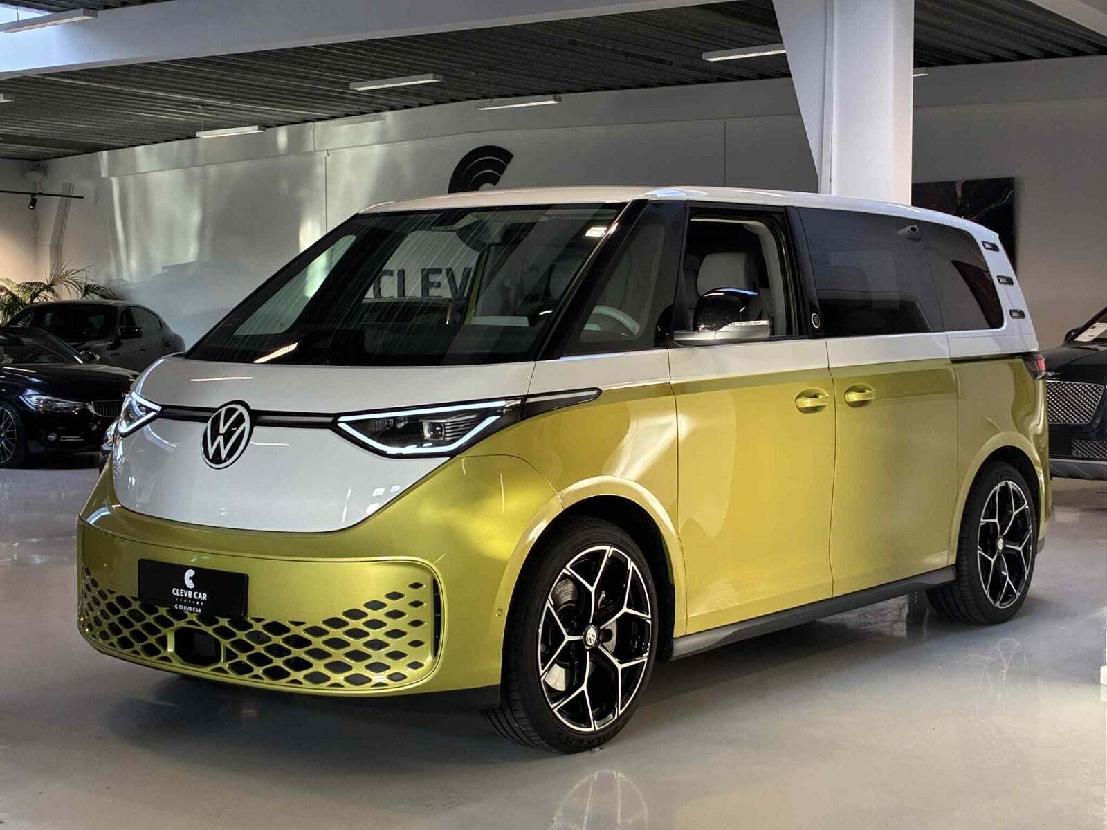 VW ID.Buzz 77 1ST Edition SWB