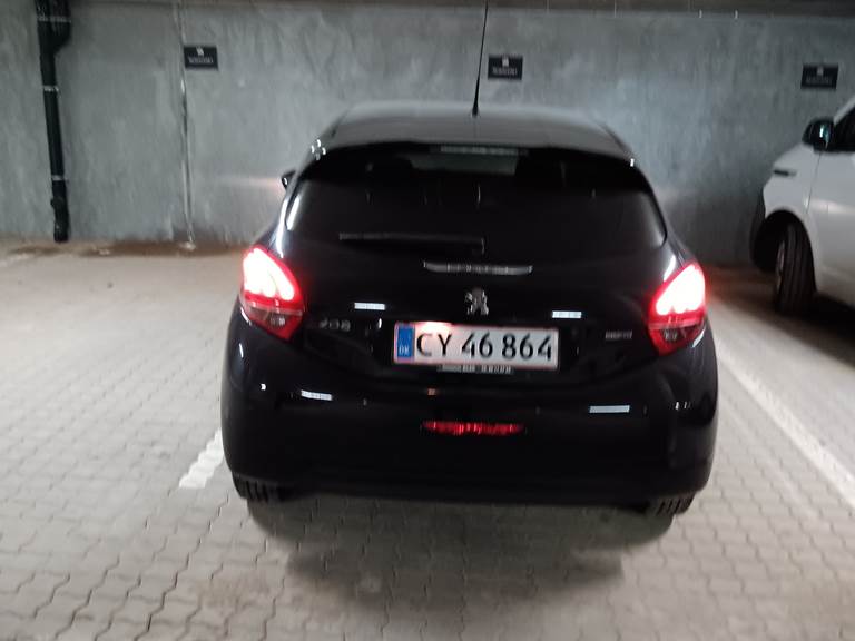 Peugeot 208 1,6 BlueHDI 100 hk 5D