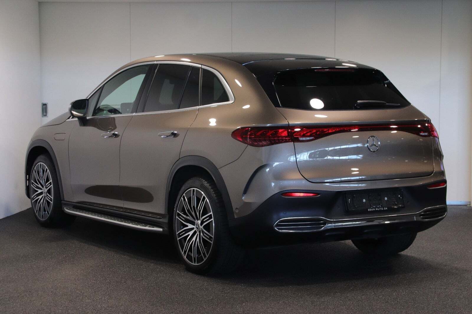 Mercedes EQE350 SUV AMG Line 4Matic Van