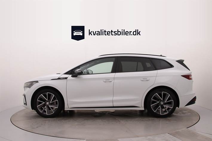 Hvid Skoda Enyaq fra 2021