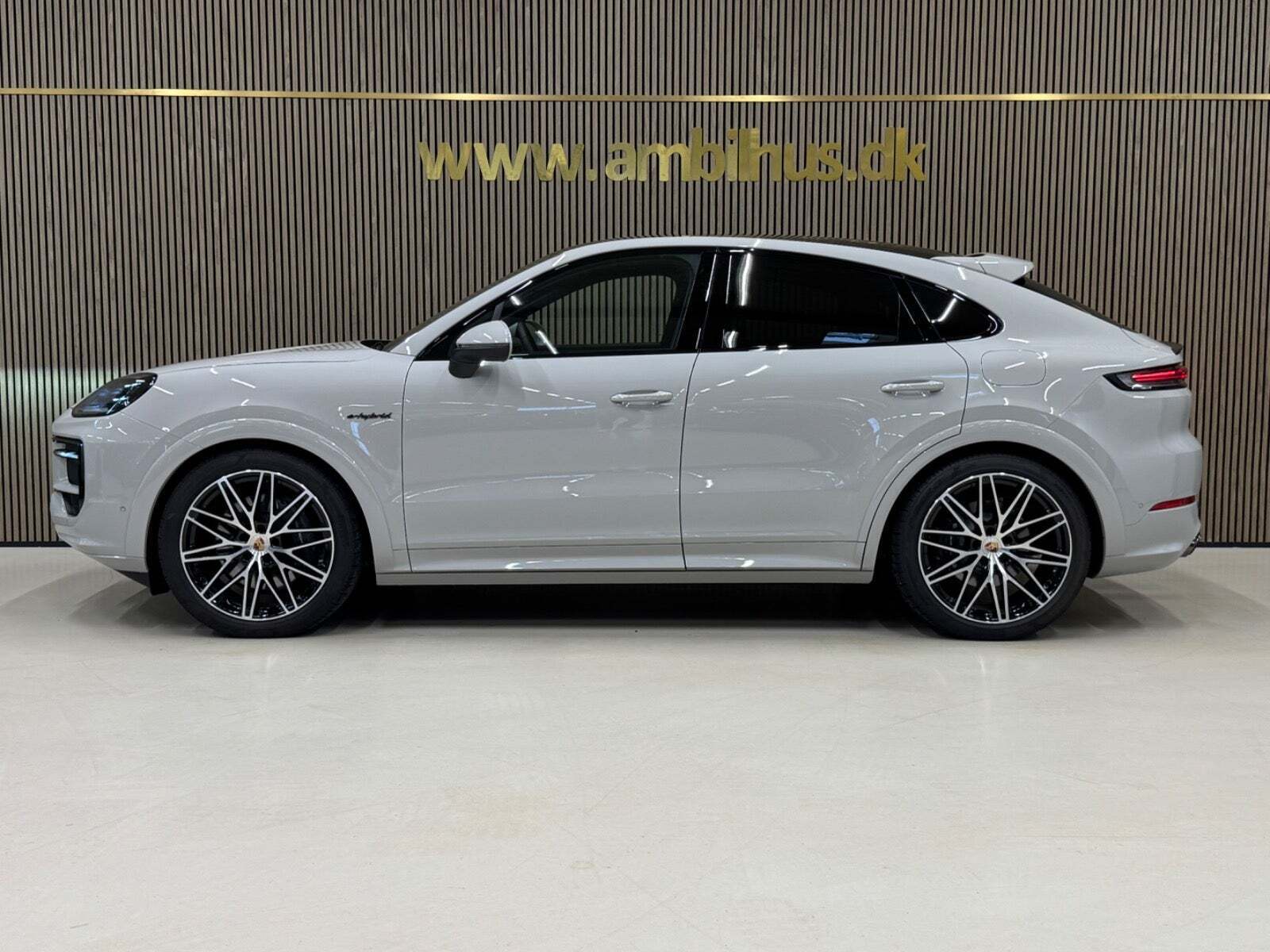 Porsche Cayenne 3,0 E-Hybrid Coupé Tiptr.