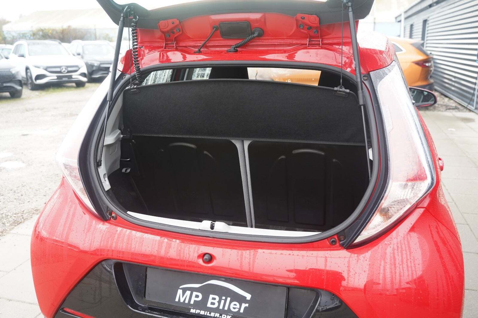 Grøn Toyota Aygo fra 2015