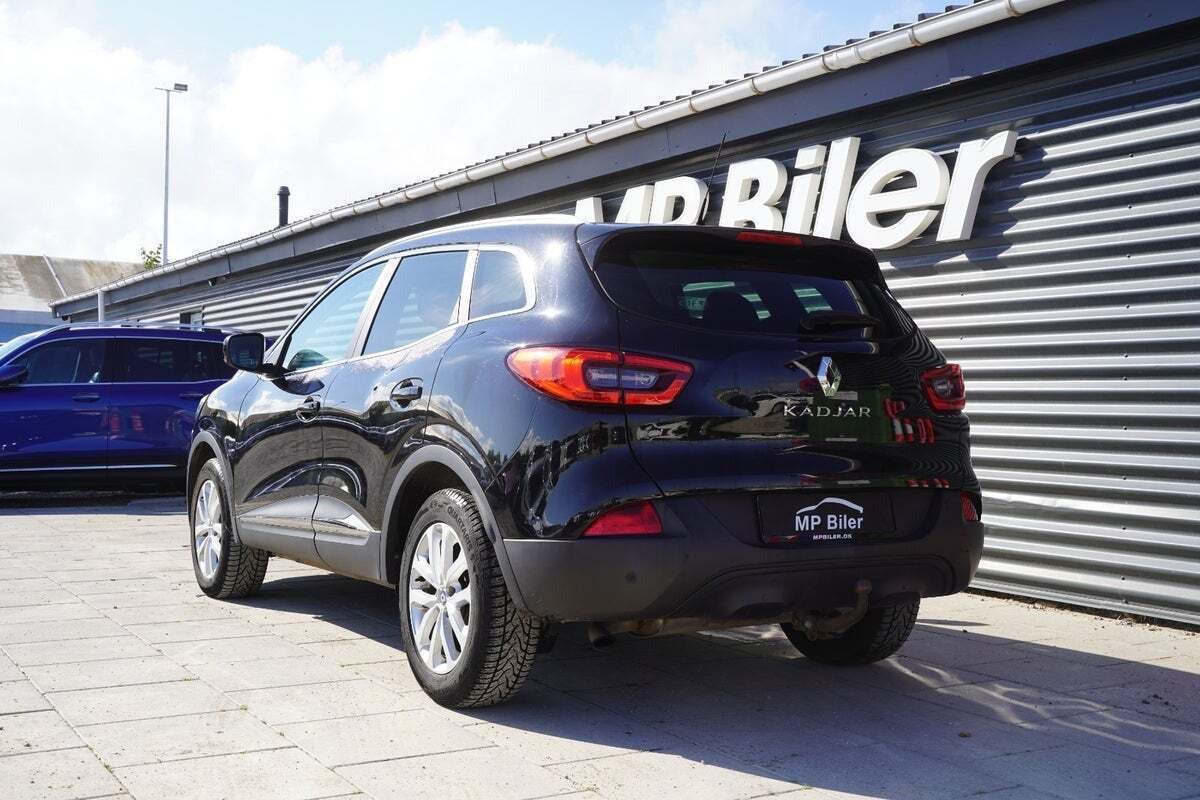 Sort Renault Kadjar fra 2016