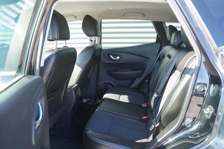 Sort Renault Kadjar fra 2016